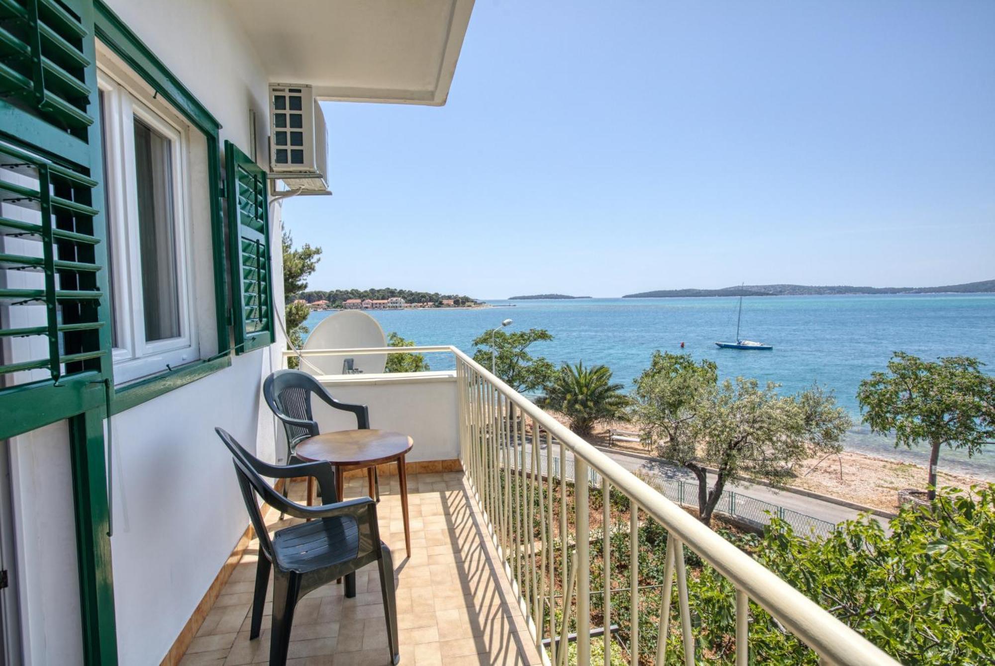 Family Friendly Seaside Apartments Brodarica, Sibenik - 4833 Brodarica  Exterior photo
